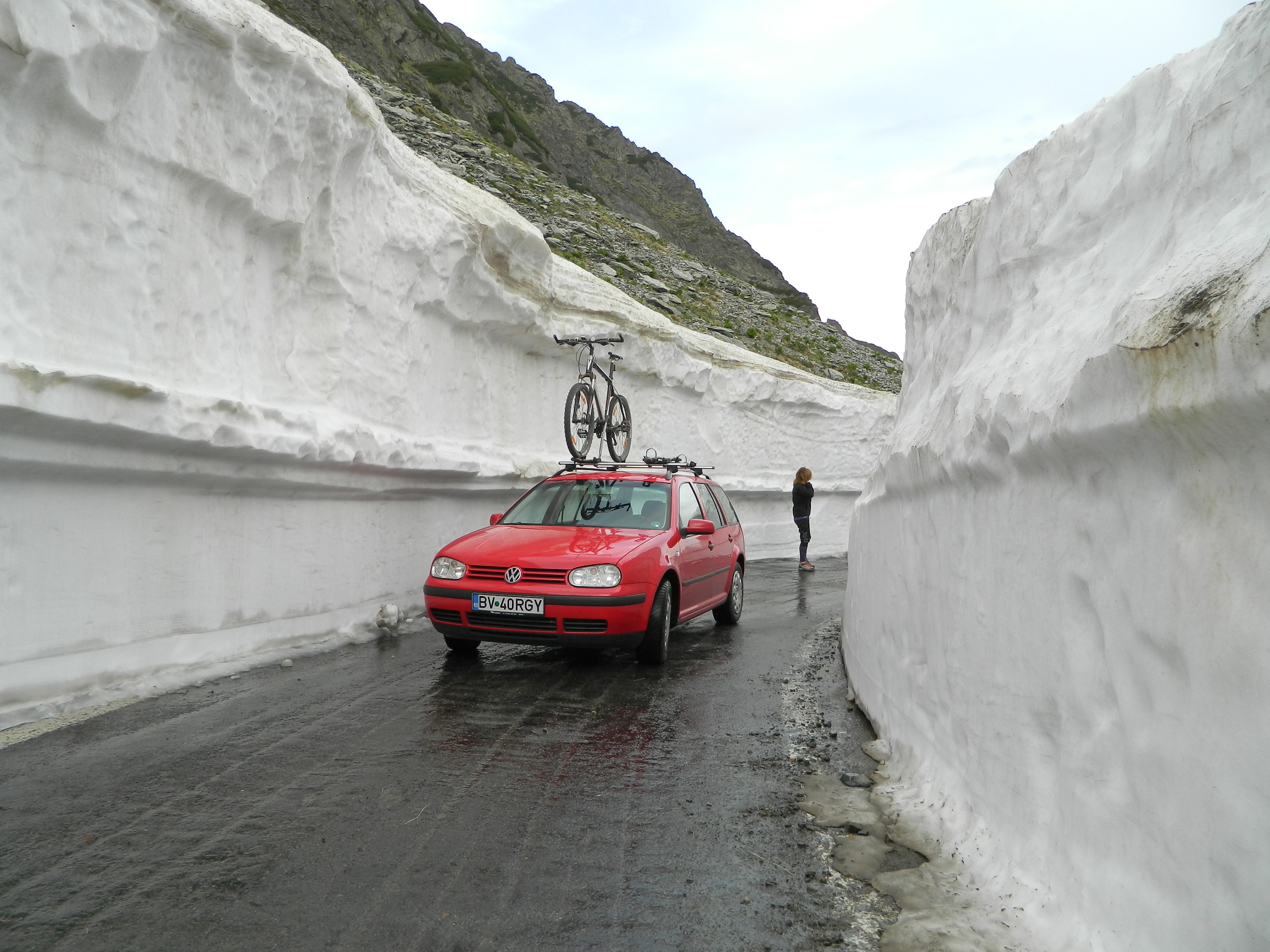 In this trip there was no one on the mountain, because mountain was closed due avalanche risk.